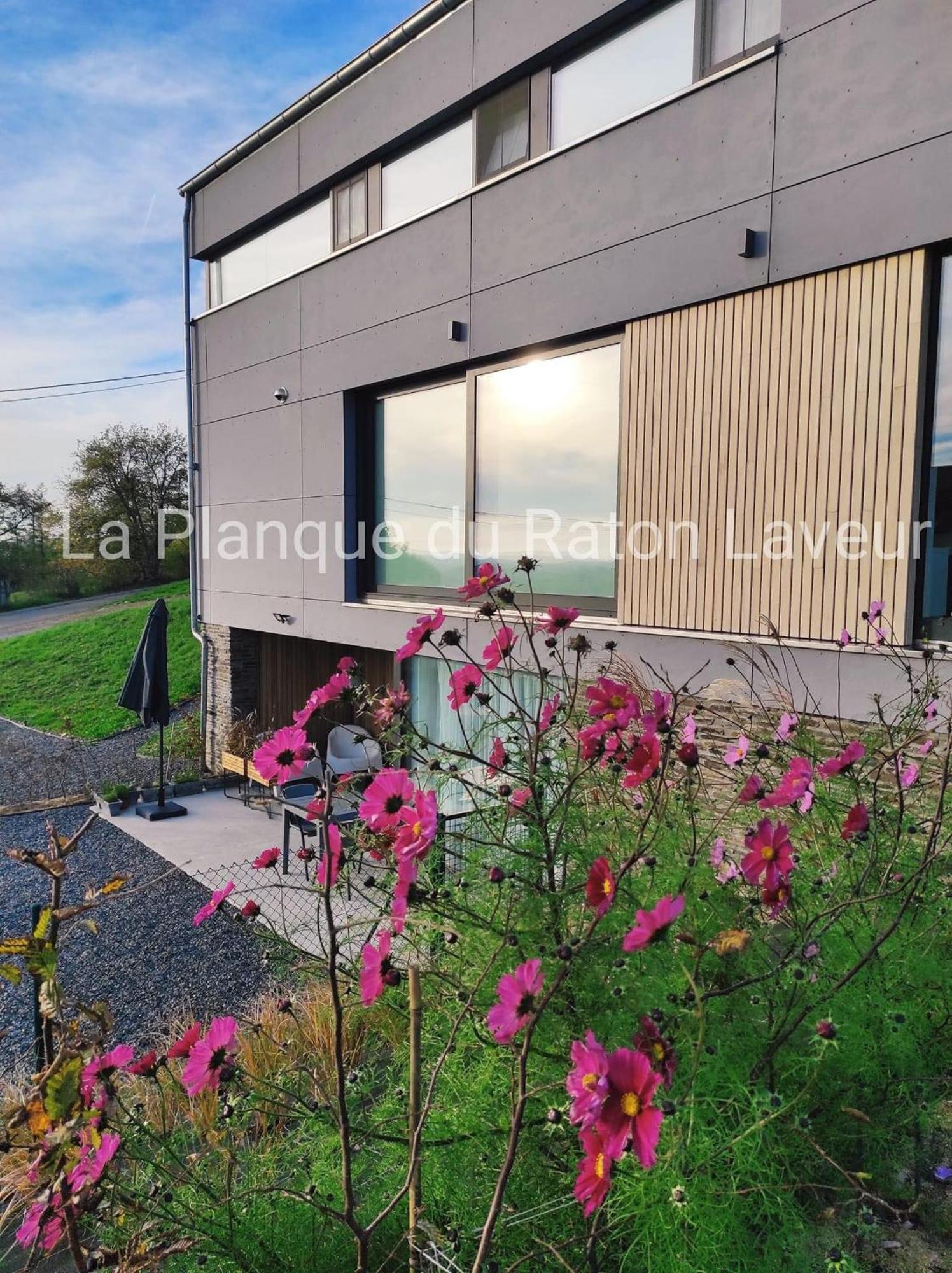 Aparthotel La Planque Du Raton Laveur Lierneux Exterior foto